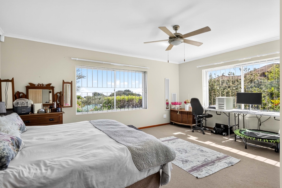 7 Bedroom Property for Sale in Tre Donne Estate Western Cape
